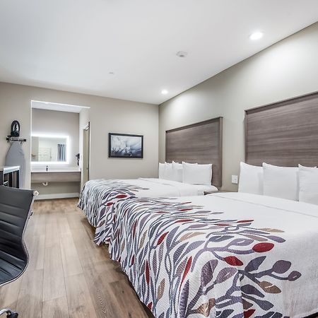 Red Roof Inn Бейтаун Екстериор снимка