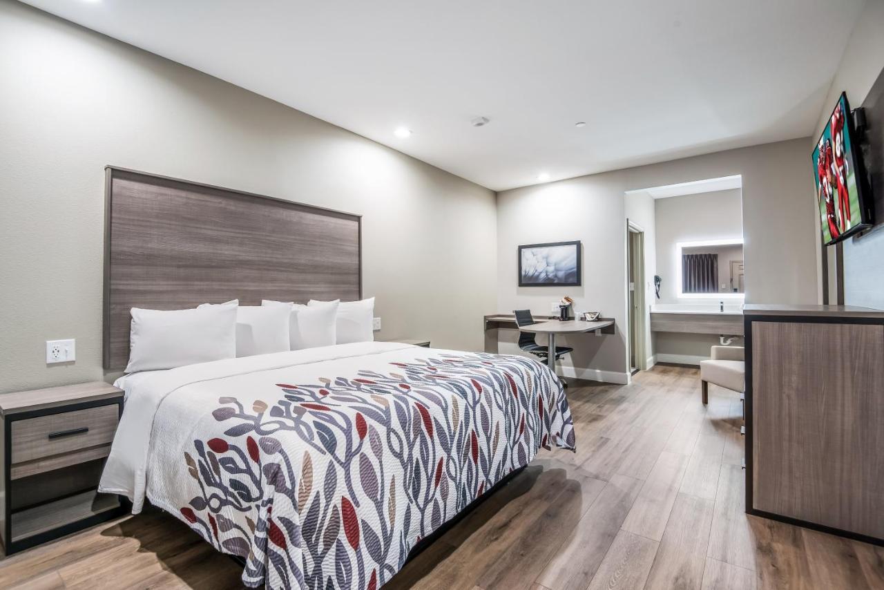 Red Roof Inn Бейтаун Екстериор снимка